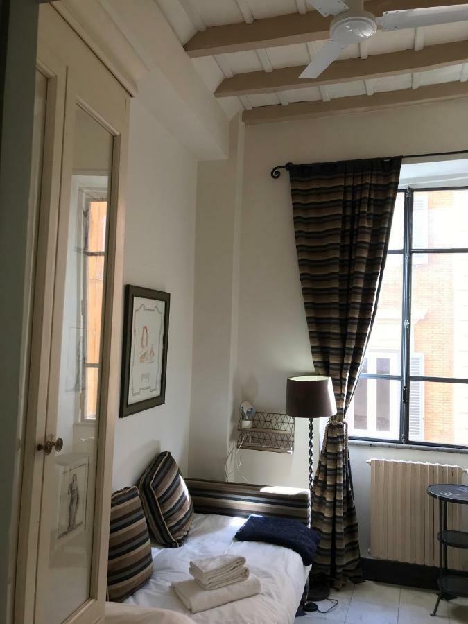 La Casa In Vetrina Apartment Roma Exterior foto